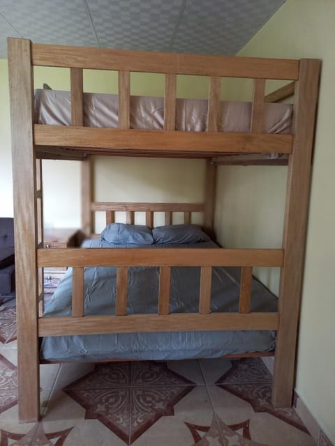 Bed, Bedroom, bunk bed