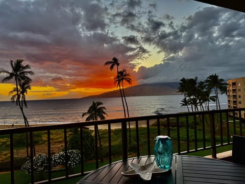 View (from property/room), Balcony/Terrace, Sea view