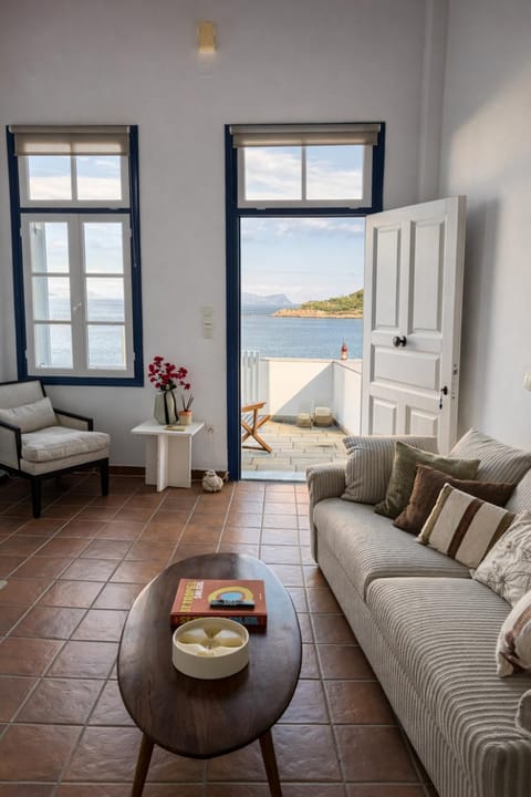 Living room, Sea view