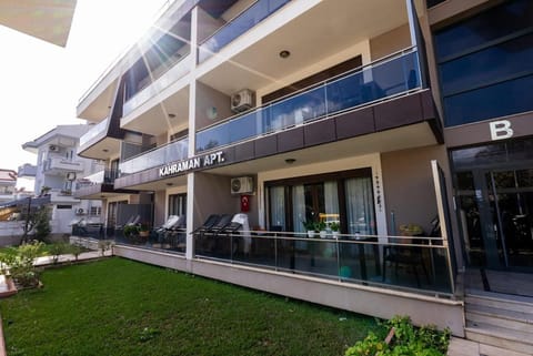 Property building, Facade/entrance, Spring, Day