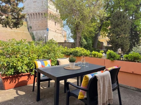 Property building, Balcony/Terrace
