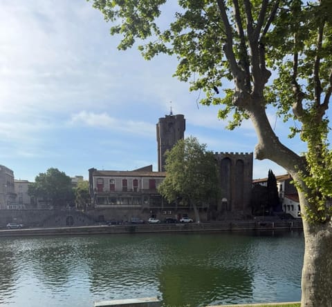 Landmark view, River view