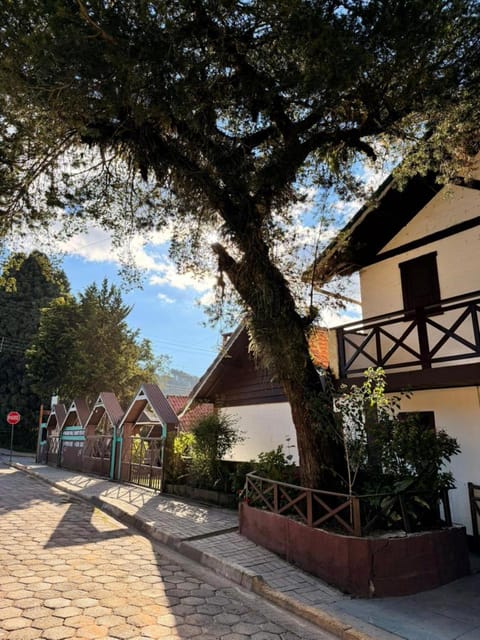 Property building, Street view