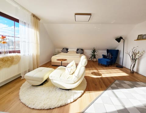 Living room, Bedroom