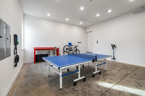 Table tennis