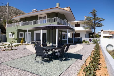 Property building, Patio, Garden
