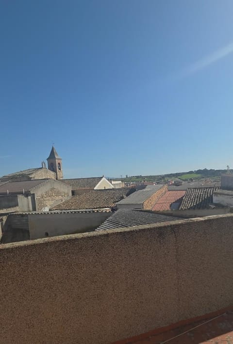 Balcony/Terrace, Mountain view