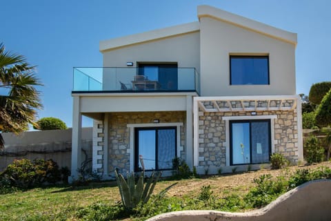 Property building, Spring, Day, Garden, Garden view
