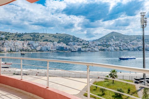 Day, Beach, City view, Lake view, River view, Sea view