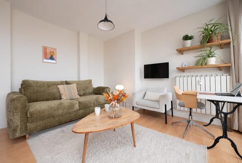 TV and multimedia, Decorative detail, Seating area
