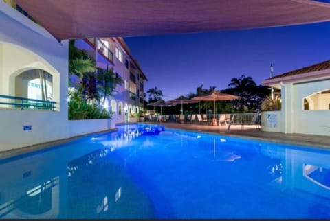 Night, Swimming pool