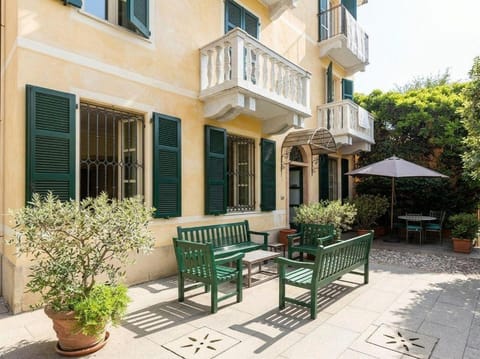 Garden, Balcony/Terrace