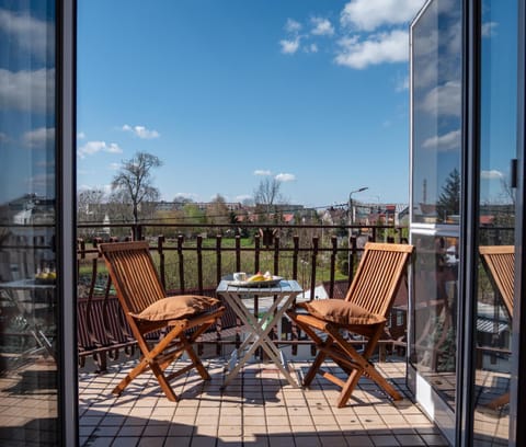 View (from property/room), Balcony/Terrace