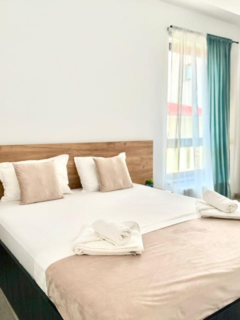 Patio, Bed, Photo of the whole room
