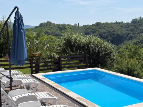 Day, View (from property/room), Swimming pool, sunbed