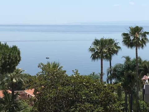 View (from property/room), Landmark view, Sea view