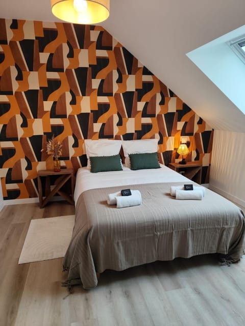 Bed, Bedroom