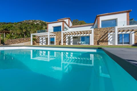 Garden, Mountain view, Swimming pool