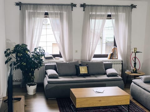 Living room, Decorative detail