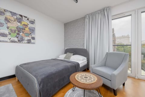 Bed, Living room, Photo of the whole room