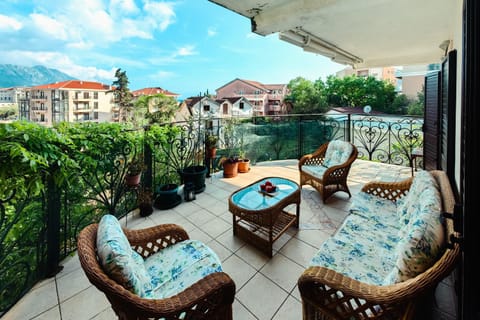 Property building, Spring, View (from property/room), sunbed