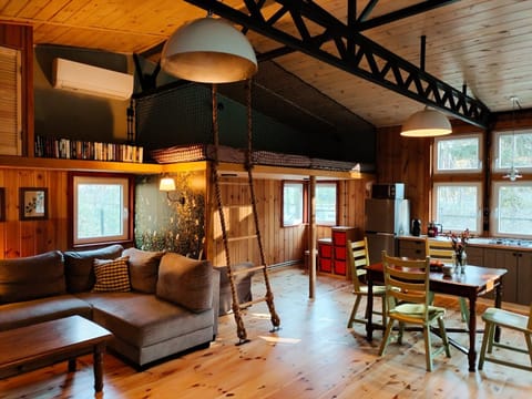 Living room, Seating area, Dining area