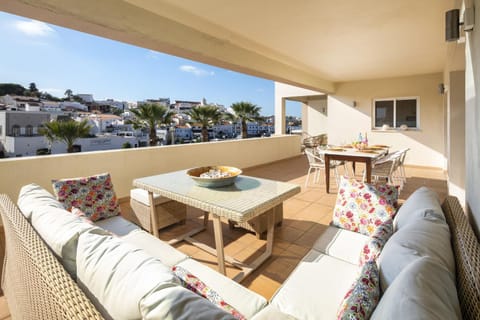 Balcony/Terrace, Balcony/Terrace