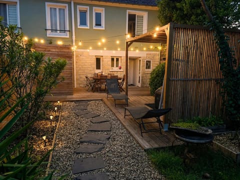 Garden, sunbed