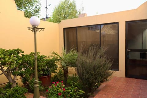 Garden, Balcony/Terrace