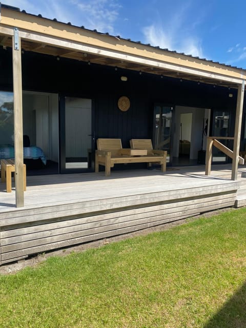 Property building, Balcony/Terrace