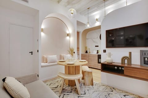 TV and multimedia, Kitchen or kitchenette, Dining area
