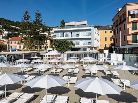 Property building, Beach