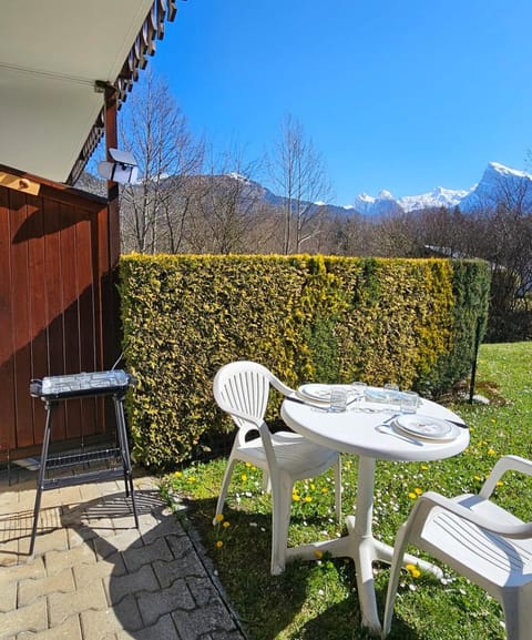 BBQ facilities, Garden, Balcony/Terrace