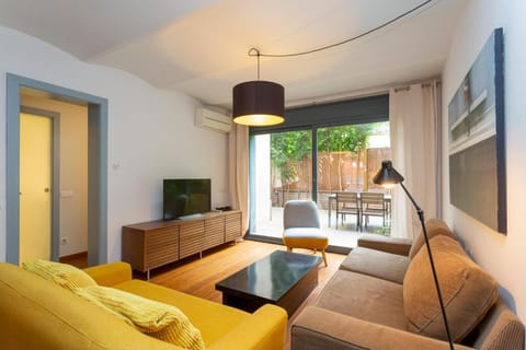 Living room, Seating area, air conditioner