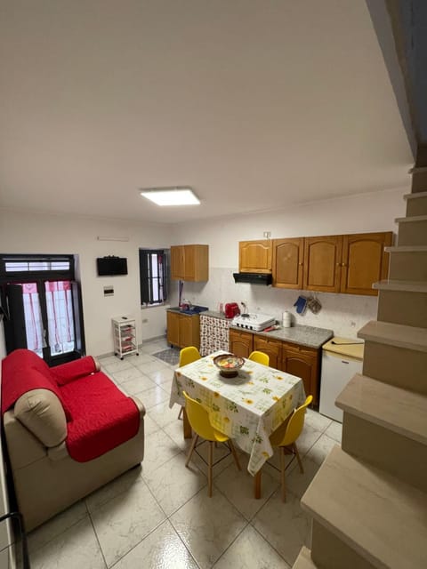 Kitchen or kitchenette, Living room, Dining area, fireplace