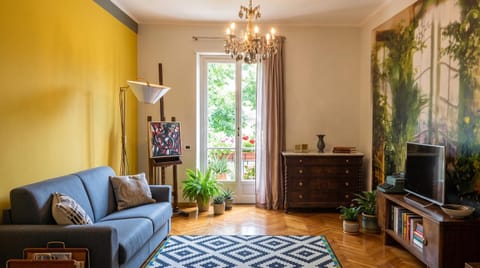 Natural landscape, Living room, Seating area