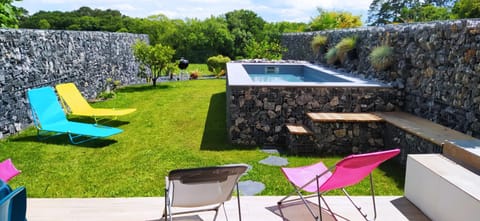 Garden, Swimming pool