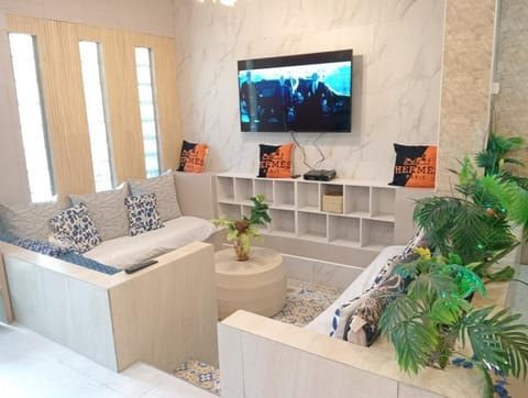 TV and multimedia, Living room, Seating area