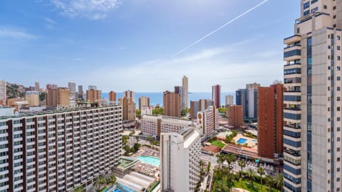 Day, Neighbourhood, City view, Street view