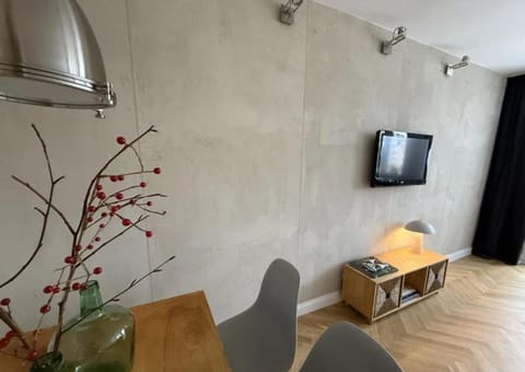 TV and multimedia, Seating area