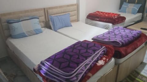 Property building, Photo of the whole room