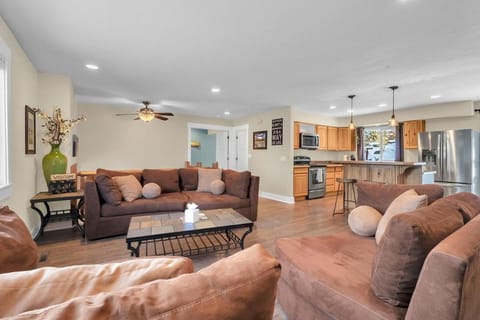 Living room, kitchen