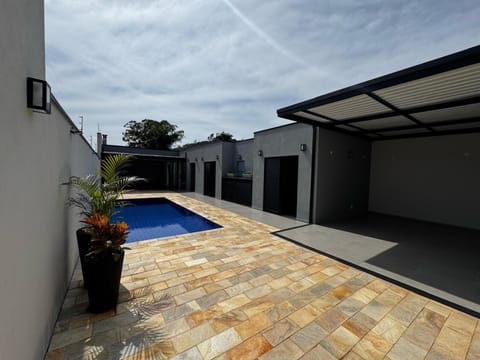 Property building, Pool view, Parking