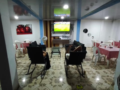 Communal lounge/ TV room, Living room, Meeting/conference room