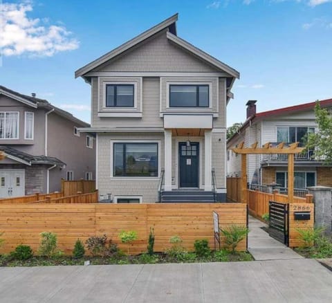 Property building, Day, Neighbourhood, Street view