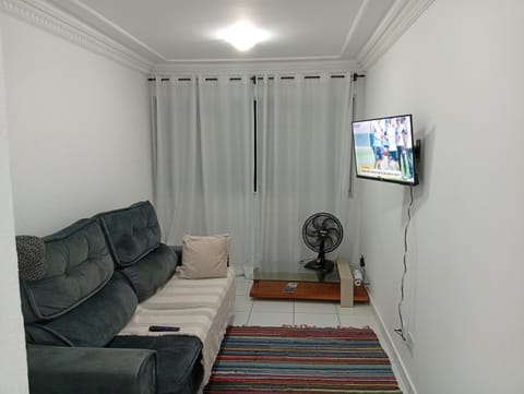 Communal lounge/ TV room, TV and multimedia, Living room, Seating area