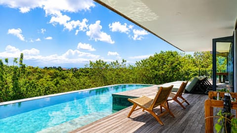 Pool view, Swimming pool, sunbed