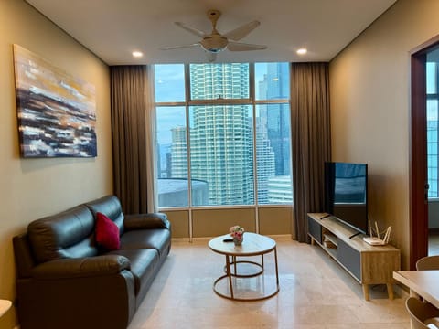 Communal lounge/ TV room, TV and multimedia, Living room, Seating area, Evening entertainment, fireplace