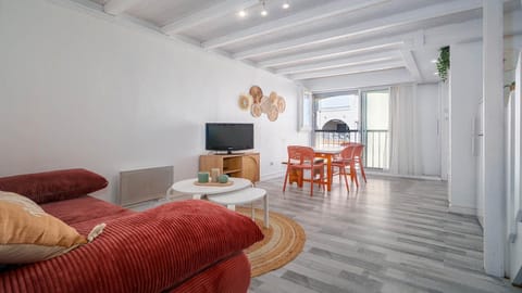 Communal lounge/ TV room, Living room