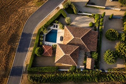 Property building, Bird's eye view, Pool view, Pool view, Swimming pool